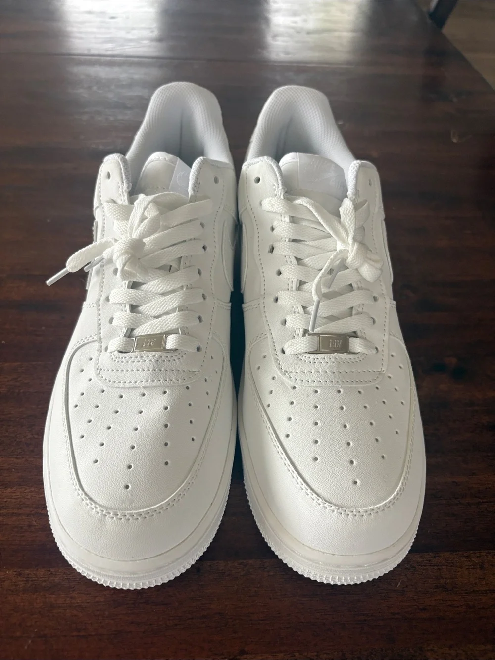 Classic All-White Men’s Athletic Sneakers